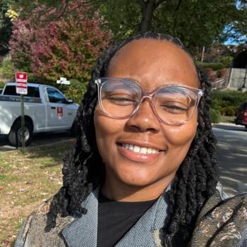 Babysitter in Winston-Salem: Nadia