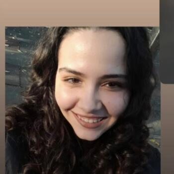 Bonă în Alexandria: Camelia