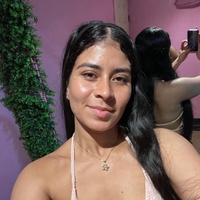 Babysitter in Panama City: Yanitza