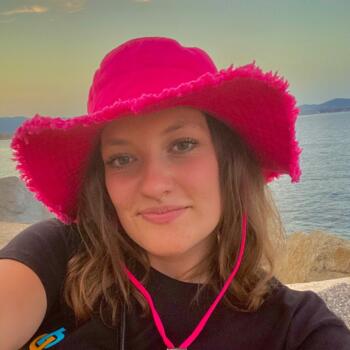 Babysitter in Hyères: Margot