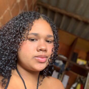 Babysitter in Juiz de Fora: Yara