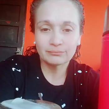Babysitter in San Miguel: Julia edith