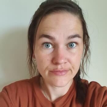 Babysitting job in Traralgon: babysitting job Tearna