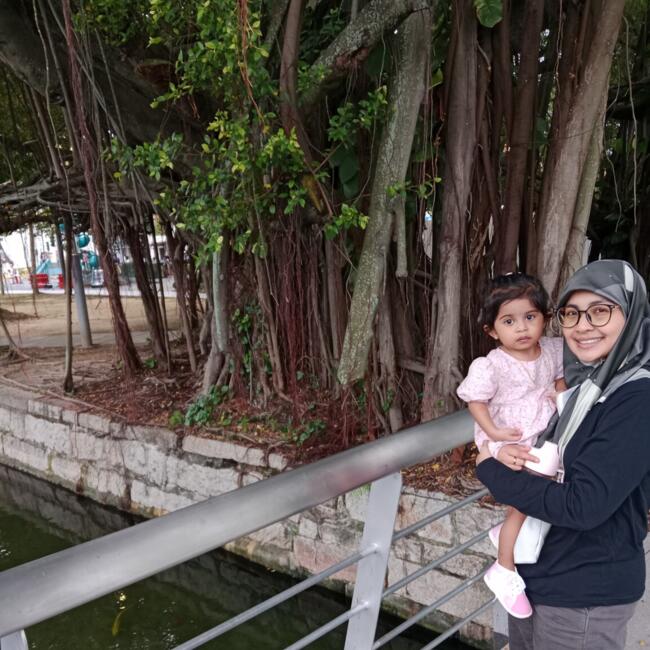 Babysitting job in Lunas: Norasilah