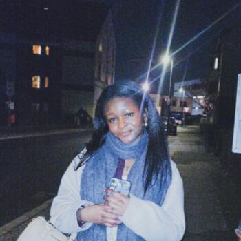 Babysitter in Bochum: Pearl Janet