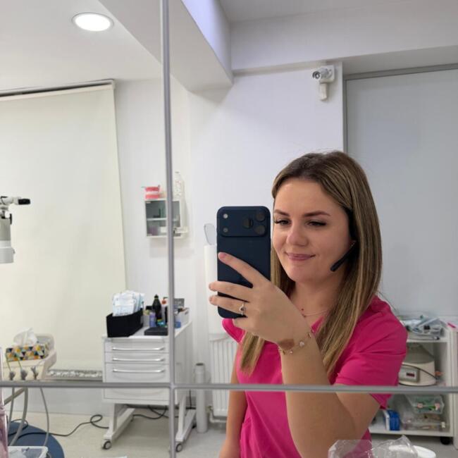 Babysitter in Bucharest: Mihaela