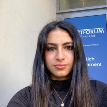 Babysitter in Wuppertal: Hiba