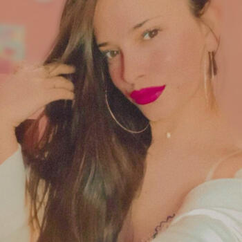 Niñera Godoy Cruz: Emilia