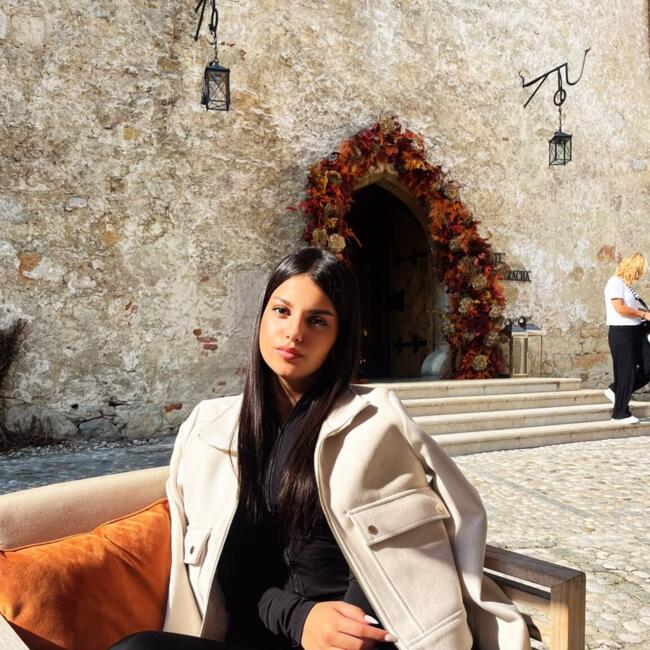 Babysitter in Belgrade: Milica