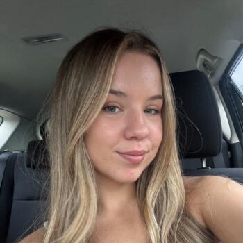 Babysitter in Sydney: Caley