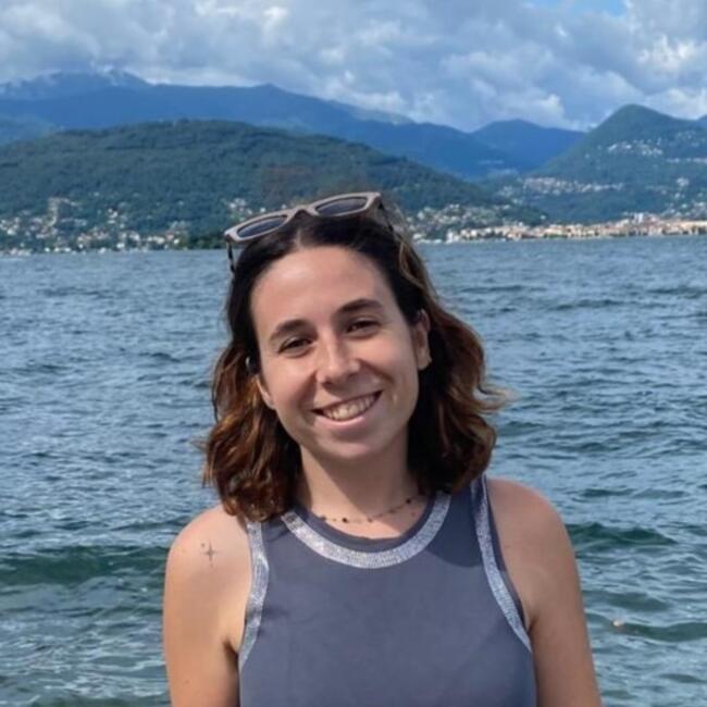 Babysitter in Caparica: Paula