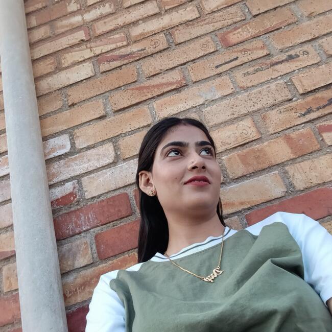 Canguro en Almazora: Mandeep Kaur