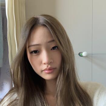 Babysitter in Melbourne: Hellen