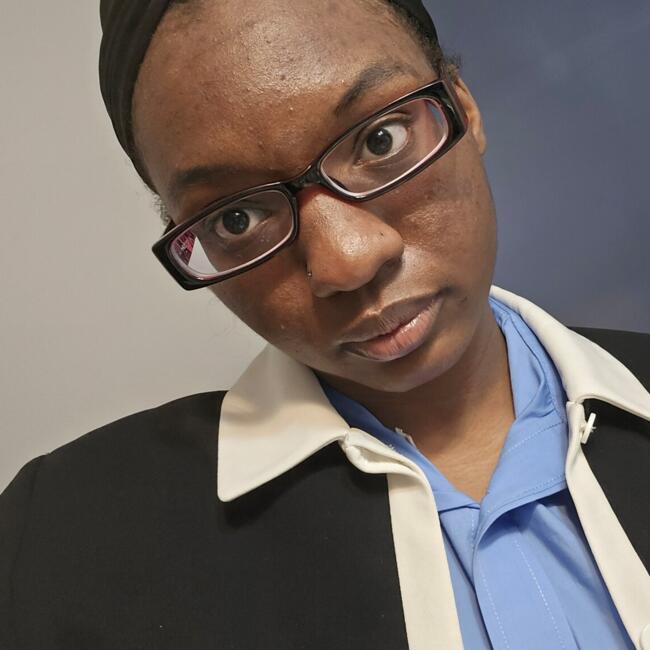 Babysitter in Richmond: Leah