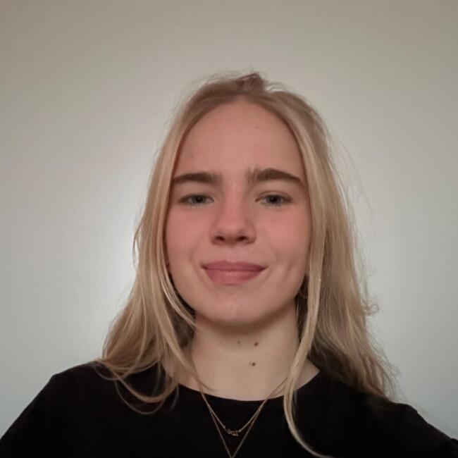 Babysitter in Stabroek: Zoë