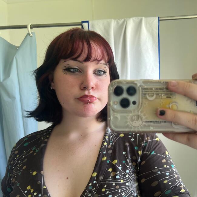 Babysitter in New Plymouth: Jaynie (Jay)