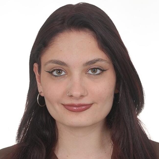 Babysitter in Péfki (Αττική): Αρετή