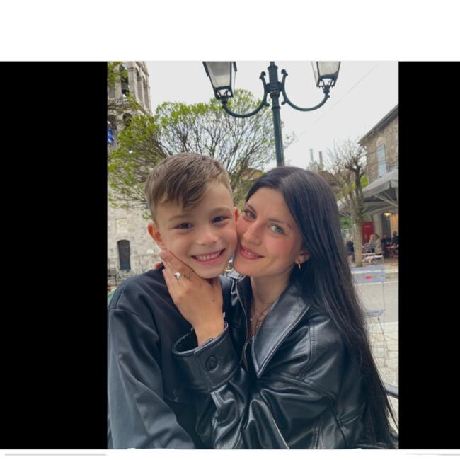 Babysitter in Agía Paraskeví (Αττική): Ανδριάνα