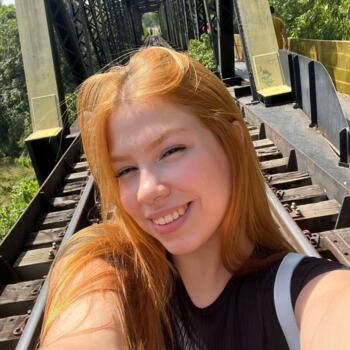 Babá em Jacareí: Beatriz