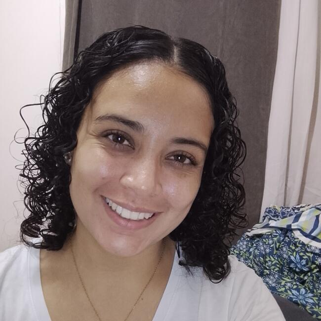 Babysitter in San Isidro de El General: Ashley