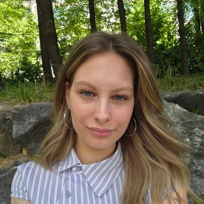 서울특별시에 있는 베이비시터: Helen