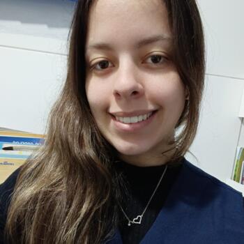 Babysitter in Joinville: Amanda