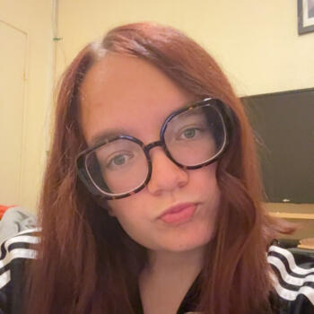 Babysitter in Tours: Julia