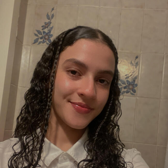 Baby-sitter in Genève: Thamiris Vitória