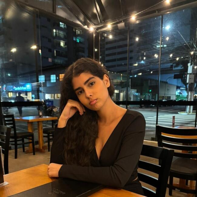 Babysitter in Vila Velha: Isabela