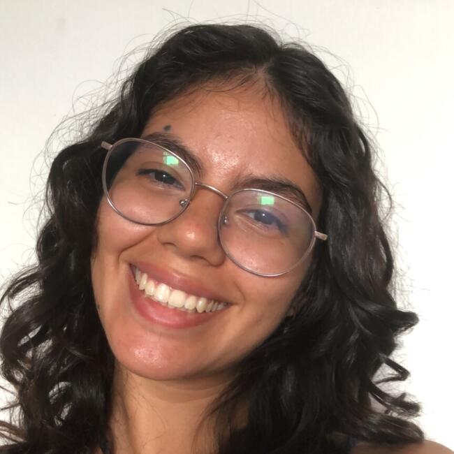 Babysitter in Guarapari: Isabelle