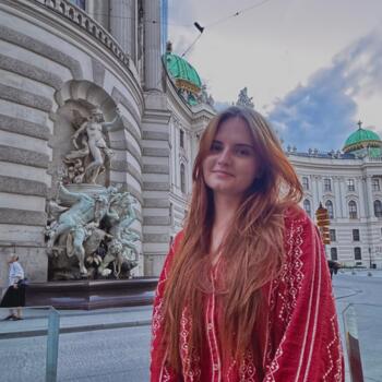 Babysitter in Berlin: Camelia