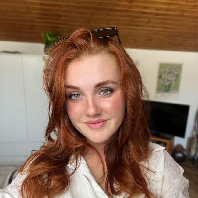 Babysitter in Mannheim: Charlotte