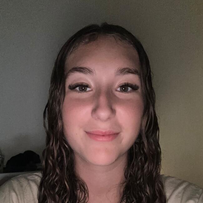 Babysitter in La Londe-les-Maures: Kassandra