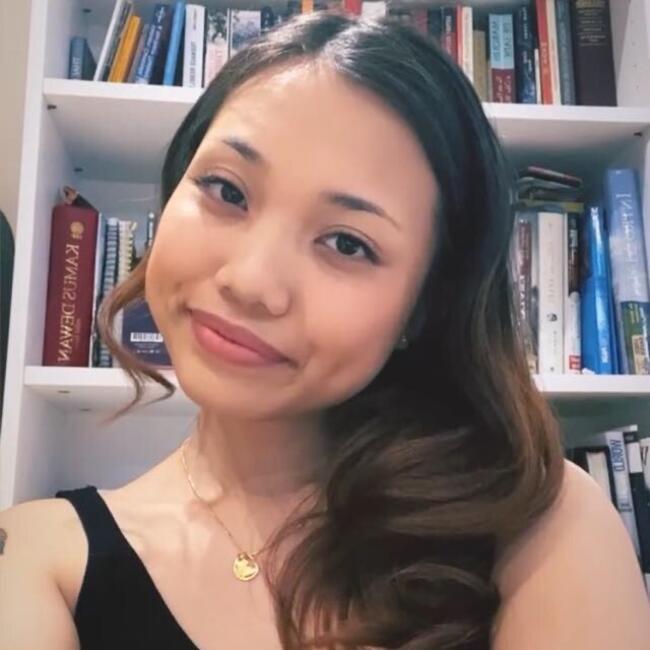 位于新加坡的临时保姆: Jessica