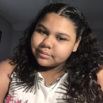Babysitter in Springfield: Naielah
