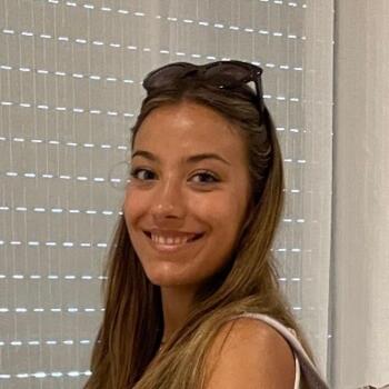 Niñera en Barcelona: Claudia Gimeno
