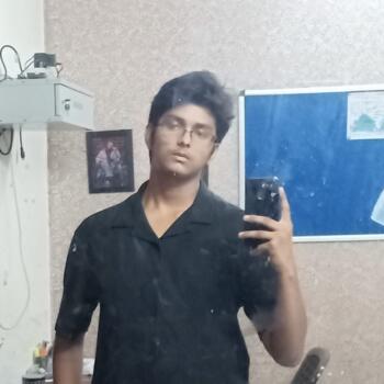 बेबीसिटर दिल्ली: Shashank