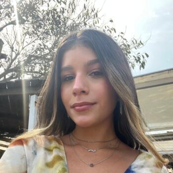 Babá em Niterói: Lara