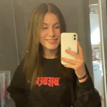 Babysitter in Arendal: Emma