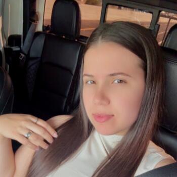 Babysitting job in Glendale: babysitting job Elizabet