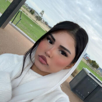 Babysitter in Melbourne: Maryam