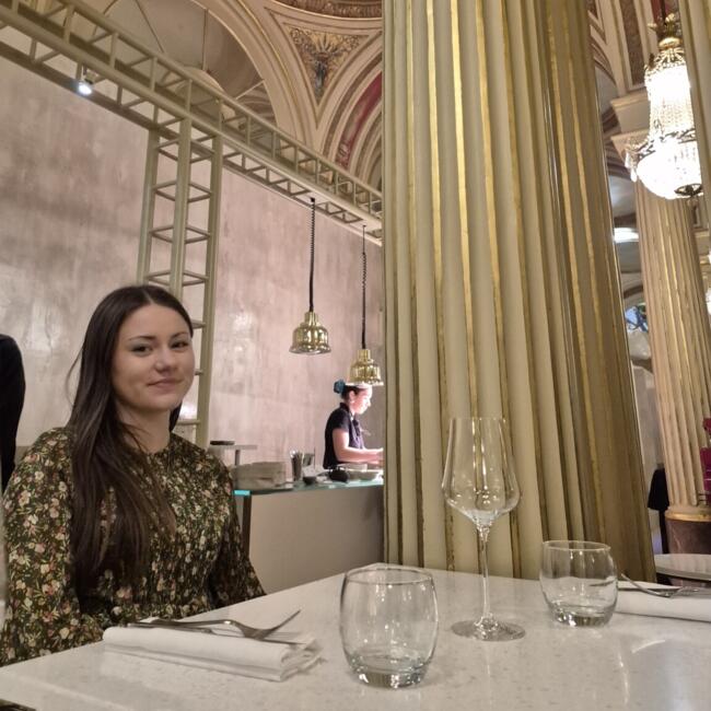 Babysitter in Bordeaux: Alice