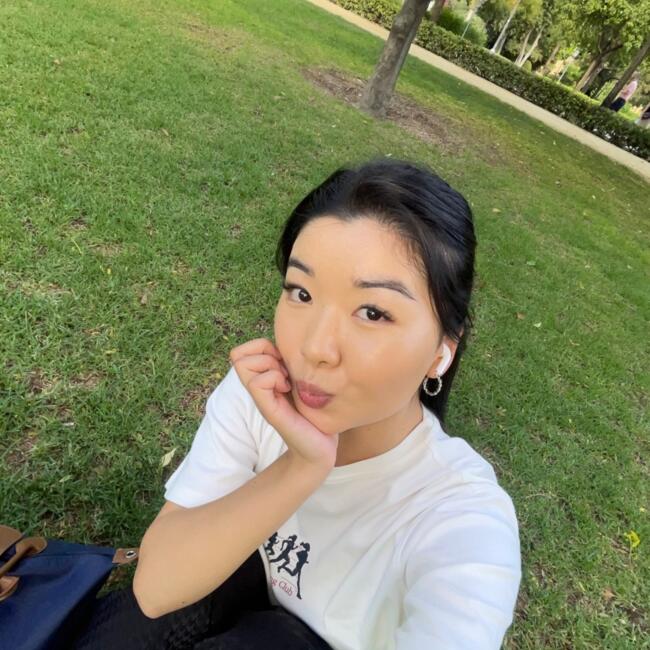 Babysitter in Berlin: Elina