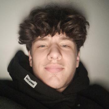 Babysitter in Saint-Quentin: Axel