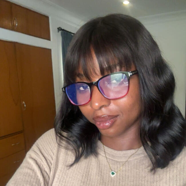Babysitter in Abuja: Rue-genell