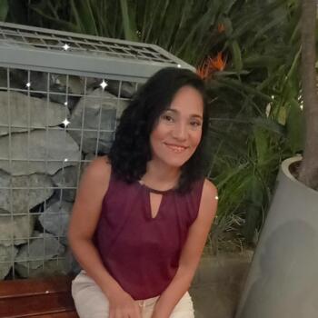 Babá em Nova Iguaçu: Neuza