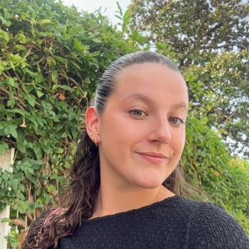 Babysitter in Bègles: Lucie