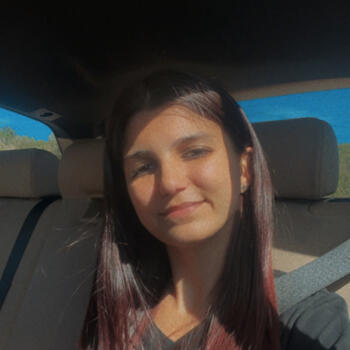 Babysitter em Parchal: Iris