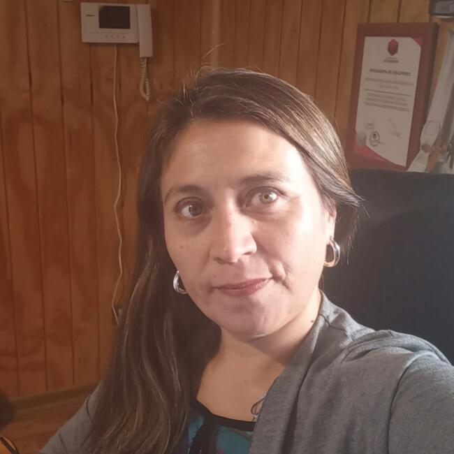 Babysitter in Linares: ALEJANDRA