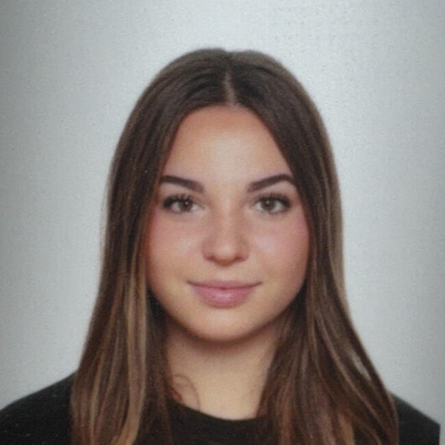 Canguro en Alhendín: Laura